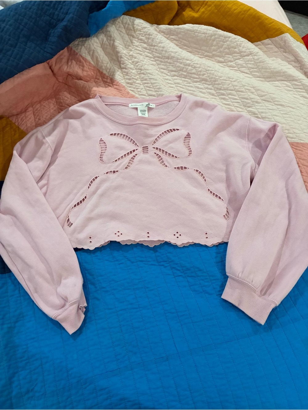 Altar'd State Dusty Pink Cutout Bowneck Sweatshirt